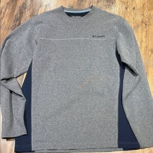 Columbia Men’s Heather Gray and Navy Crewneck Shirt